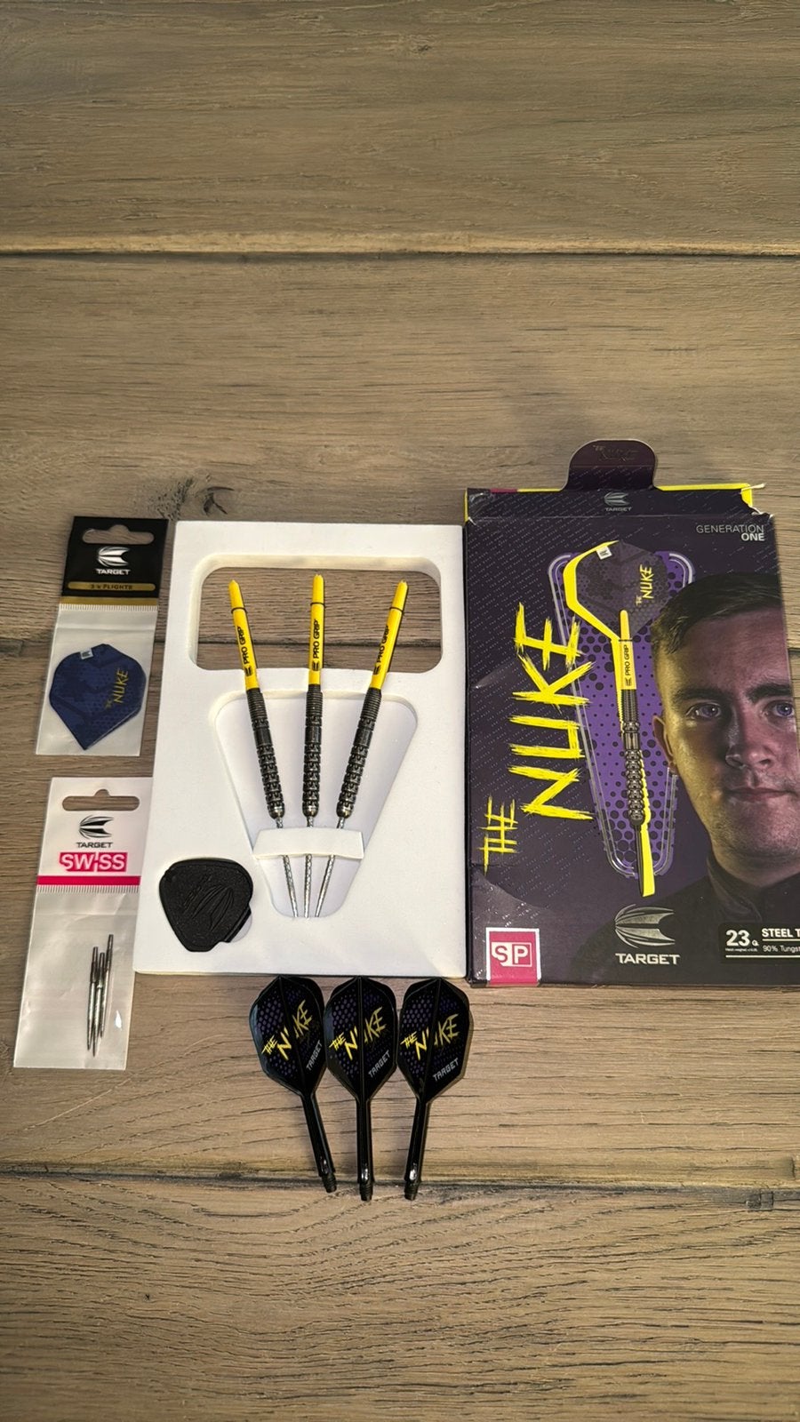 Target Luke Littler G1 90% Swiss Point - Dartpijlen, Ophalen of Verzenden, Gebruikt, Pijlen