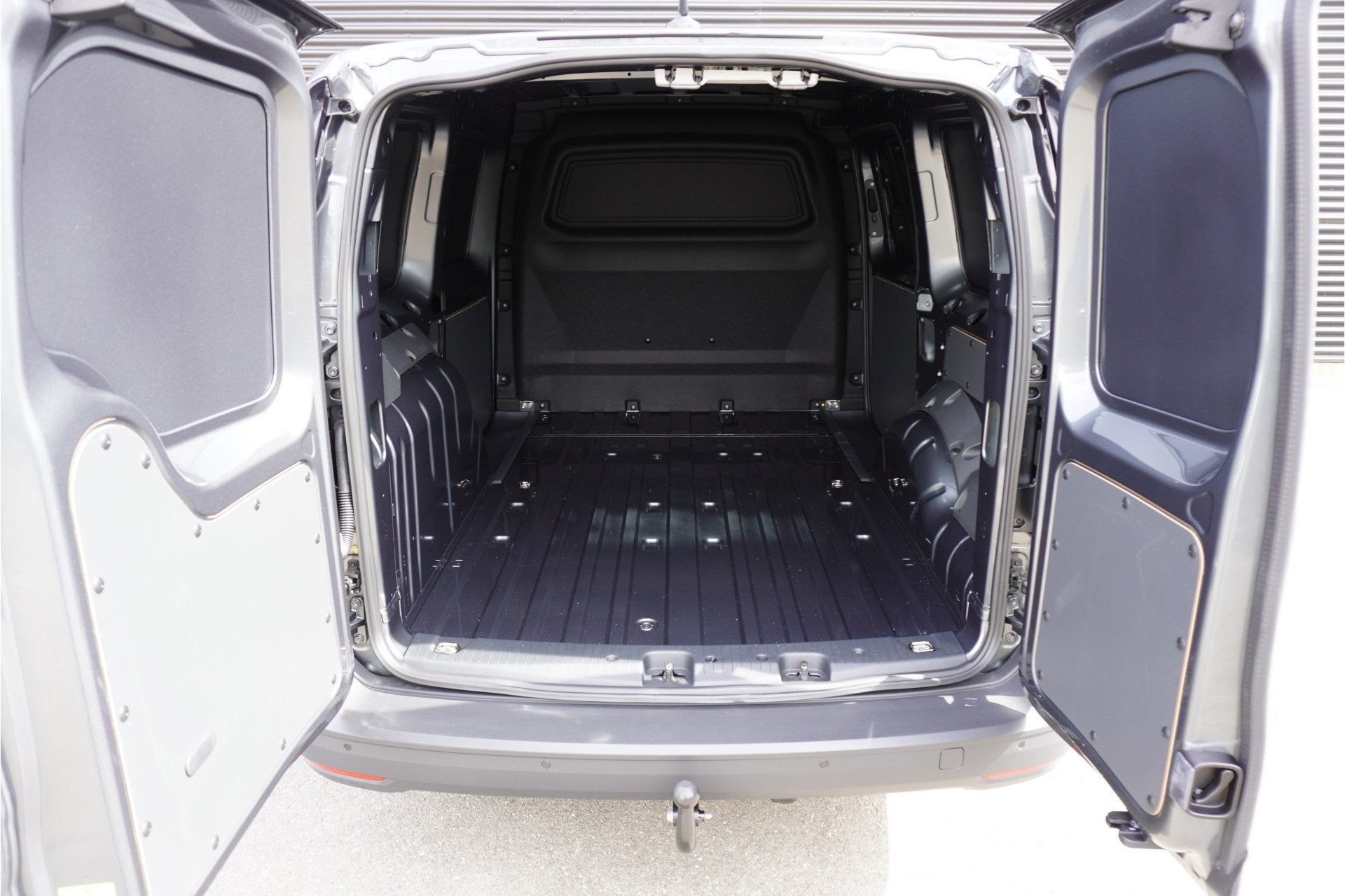 Volkswagen Caddy Cargo Maxi 122pk Automaat Trekhaak Apple Ca, Auto's, Gebruikt, Euro 6, 4 cilinders, Volkswagen