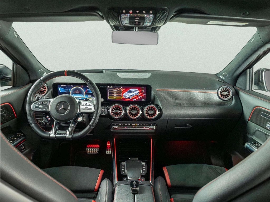Mercedes-AMG GLA AMG 45 S 4MATIC+ | Panorama dak, Auto's, Mercedes-Benz, Automaat, Gebruikt, 4 cilinders, Leder en Stof