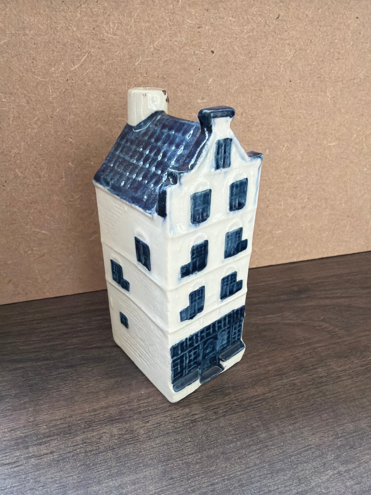 KLM Delfts Blauw huisje nummer 28, Ophalen of Verzenden, Zo goed als nieuw, 21 t/m 40