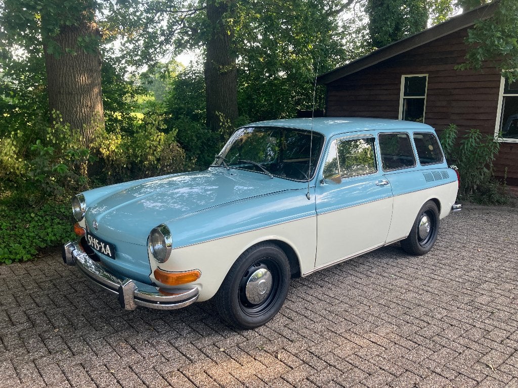 VW Type 3 1600 Variant 1973 met gereviseerde 1800 cc motor, Auto's, Oldtimers, Achterwielaandrijving, Zwart, Handgeschakeld, 70 pk