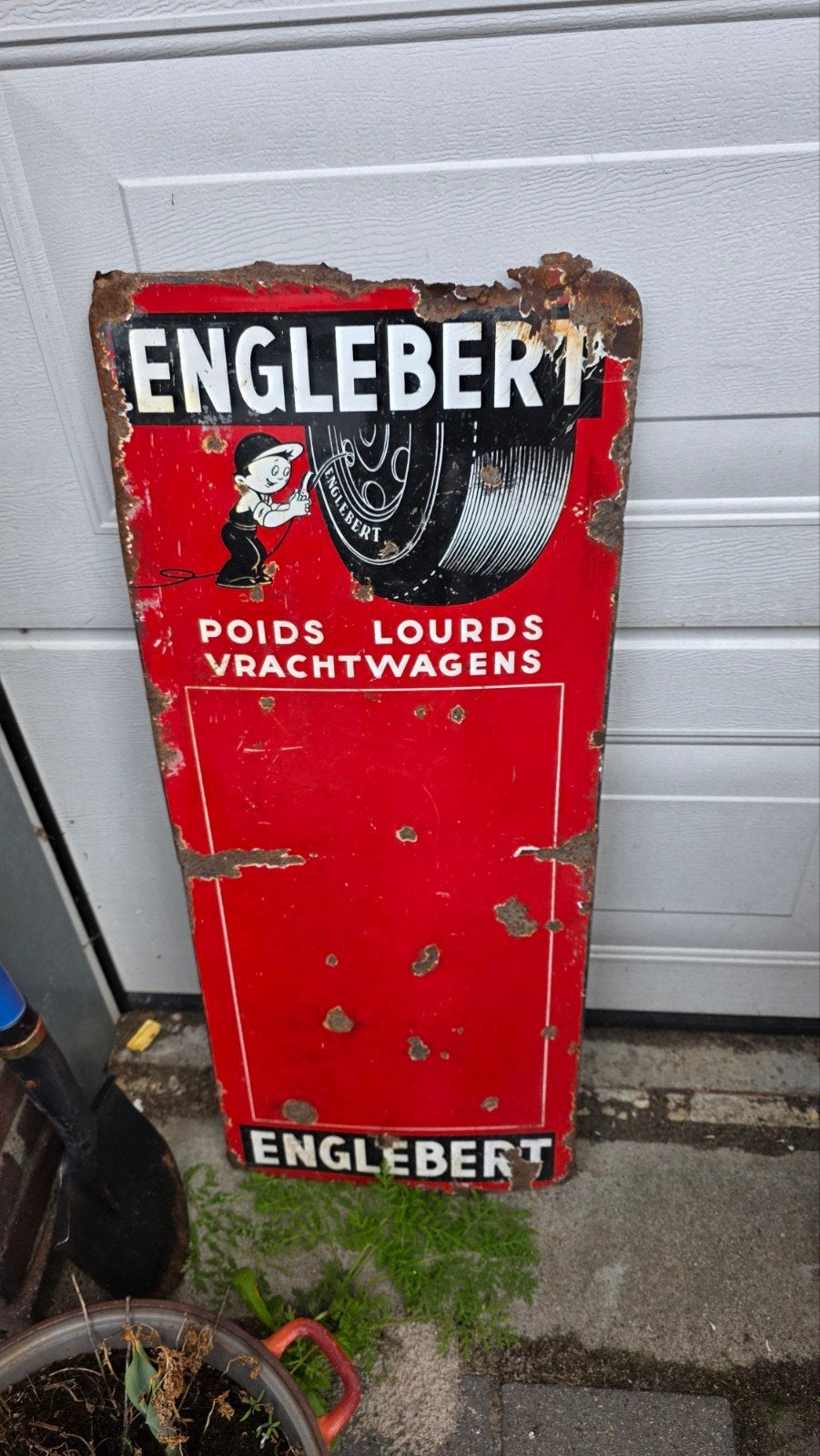 Origineel Englebert Emaille Reclamebord - Vrachtwagens, Ophalen of Verzenden