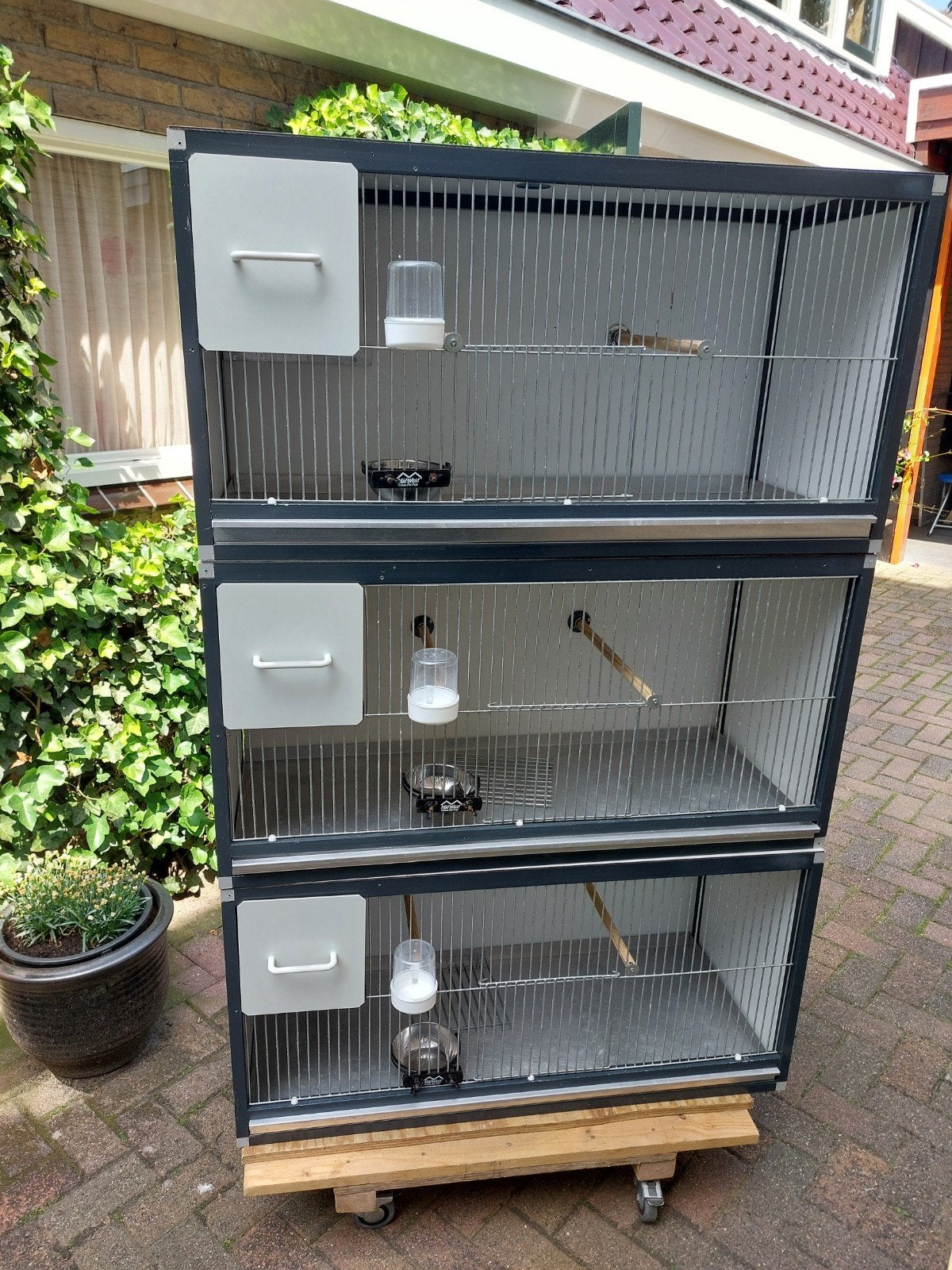 Trespa aluminium broedkooien 100, Dieren en Toebehoren, Vogels | Hokken en Kooien, Ophalen, Zo goed als nieuw, Aluminium, Broedkooi of Kweekkooi
