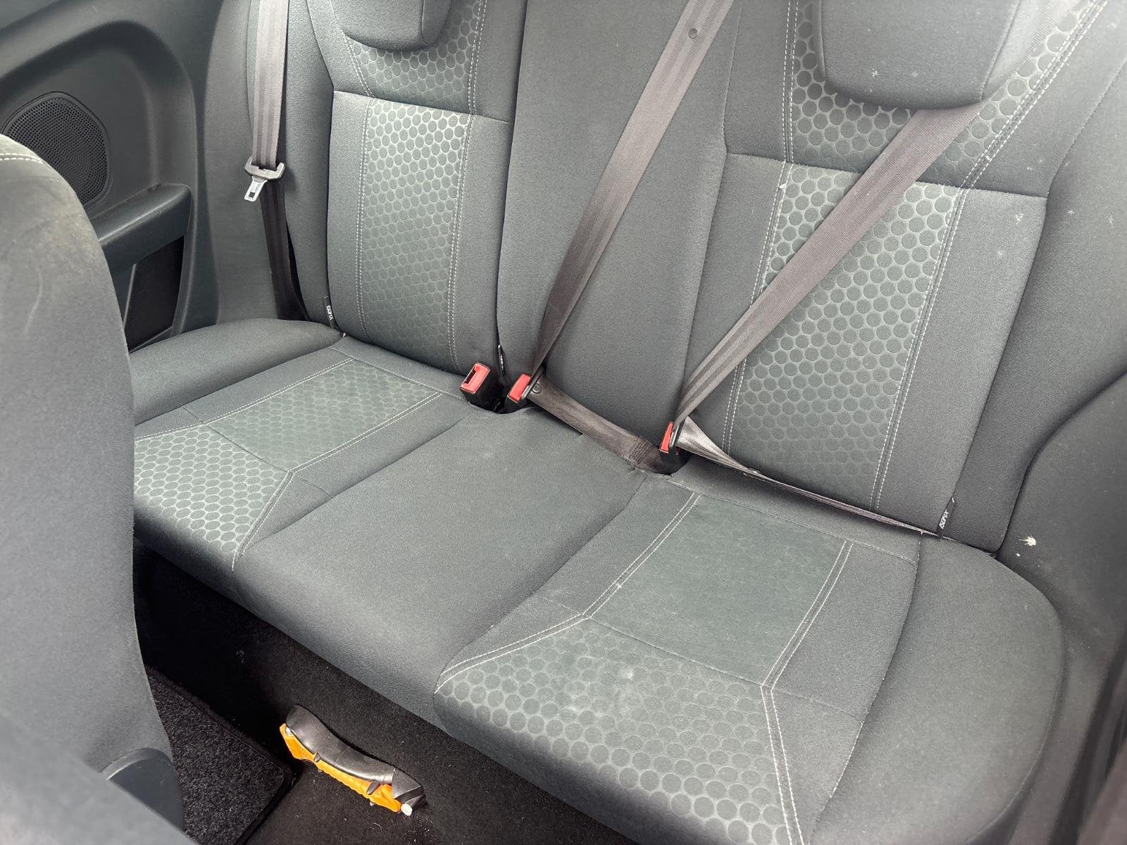 Foto 8 van Ford Fiesta 1.4 Titanium | Autom. Airco | Cruise Control | L