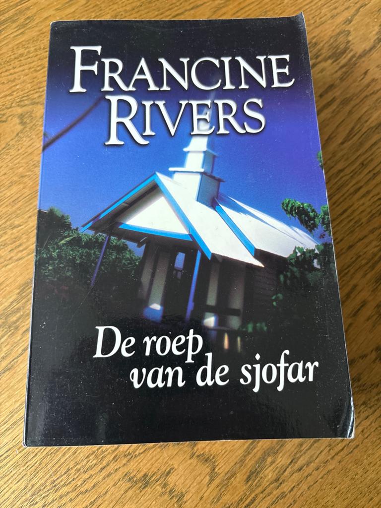 Francine Rivers - De roep van de sjofar, Ophalen of Verzenden, Zo goed als nieuw, Francine Rivers