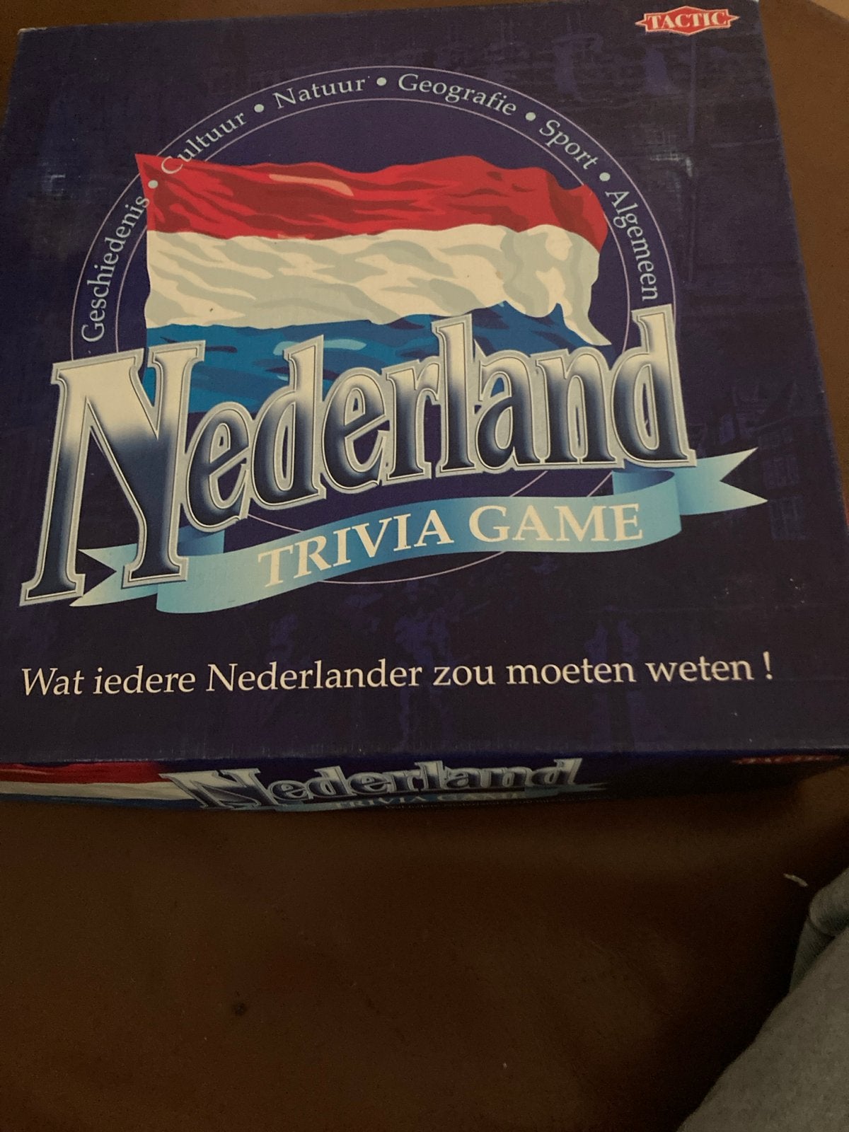 Nederland Trivia Game - Wat iedere Nederlander zou moeten we, Drie of vier spelers, Ophalen of Verzenden, Gebruikt