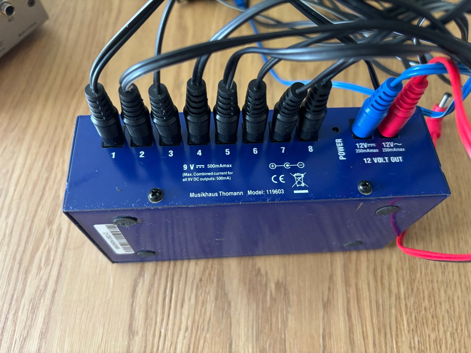 Harley Benton PowerPlant voeding voor effectpedalen, Ophalen of Verzenden, Gebruikt, Overige typen
