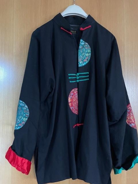 Chinees jasje, Ophalen of Verzenden, Zo goed als nieuw, Maat 38/40 (M), Zwart
