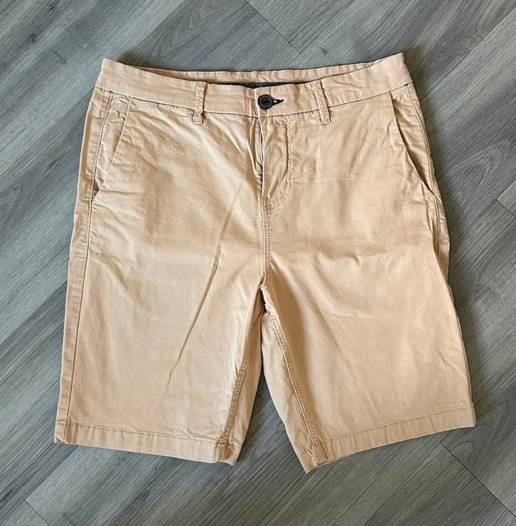 Zandkleurige chino/korte broek heren maat 30 (Hema), Ophalen, Zo goed als nieuw, Overige maten, Beige