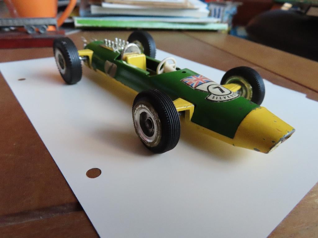 Tri-ang Mini Hi-way series Silverstone raceauto 1:32, Ophalen of Verzenden, Zo goed als nieuw, Auto, Overige merken
