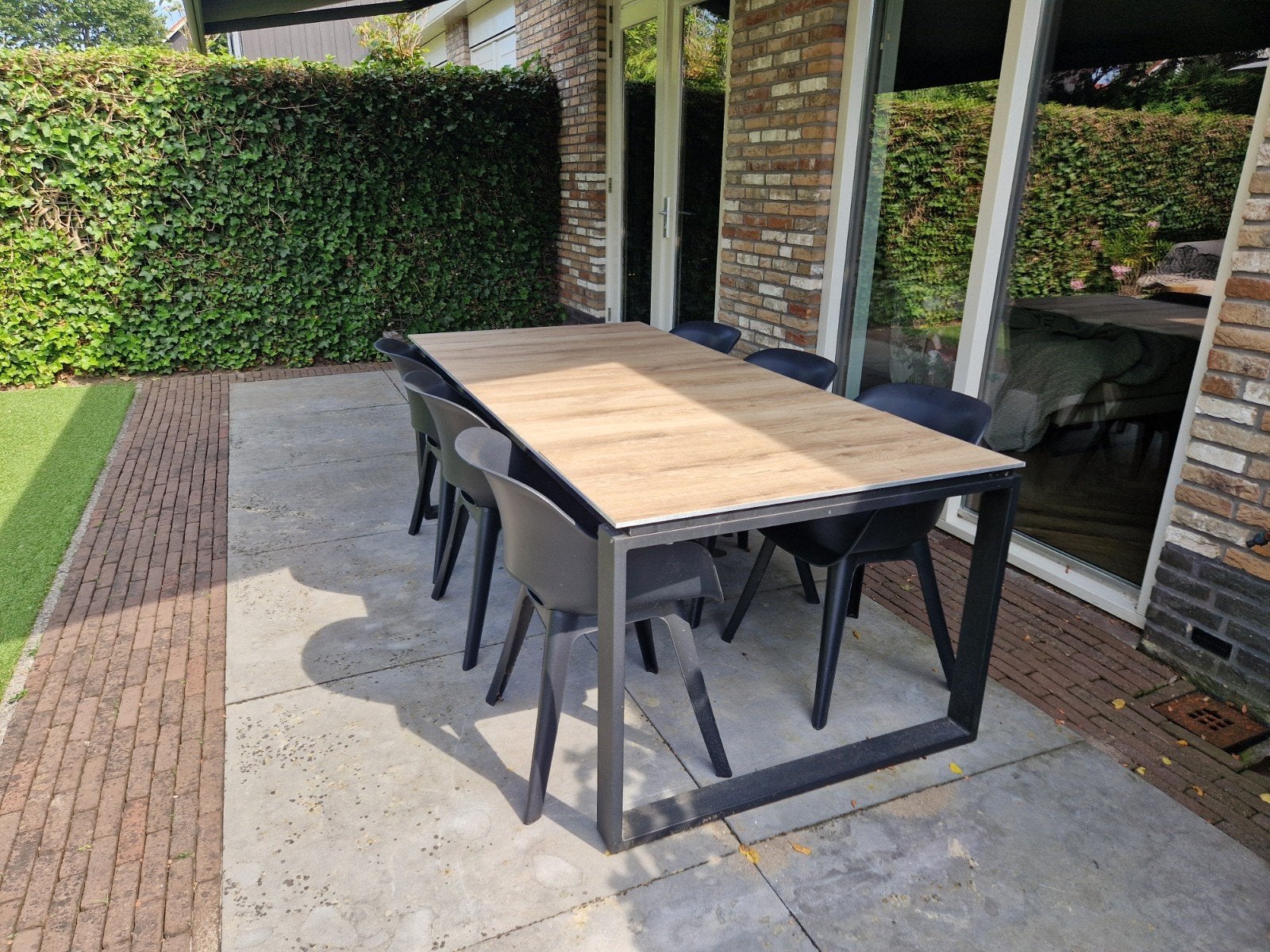 Moderne tuintafel, Tuin en Terras, Tuinsets en Loungesets, Ophalen, Overige materialen, Gebruikt, Eettafel