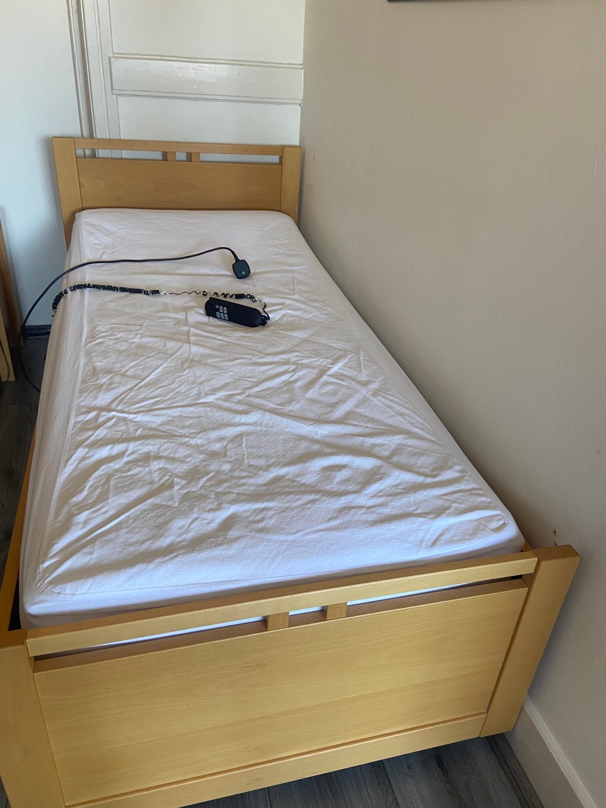 Seniorenbed, Ophalen, Verstelbaar, 90 cm, Eenpersoons