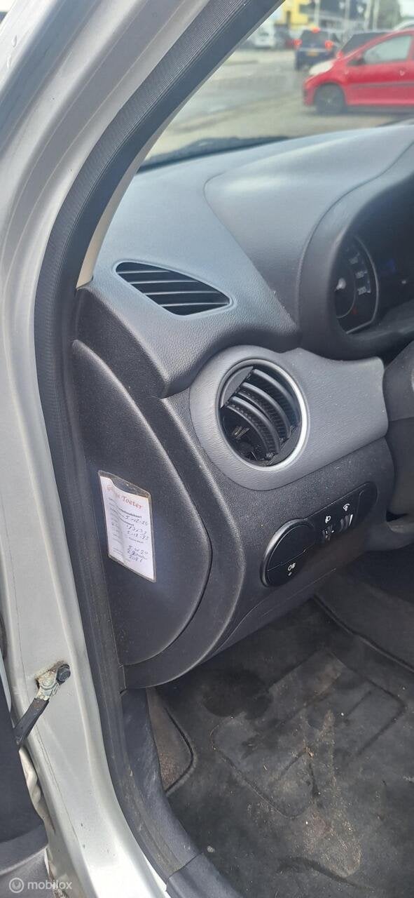 Foto 21 van Hyundai i10 1.1 i-Drive Cool