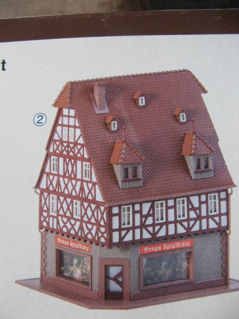 FALLER 190463/3: bouwpakket stadswinkelpand in vakwerkstijl, Overige merken, Wisselstroom, Brug, Tunnel of Gebouw, Nieuw