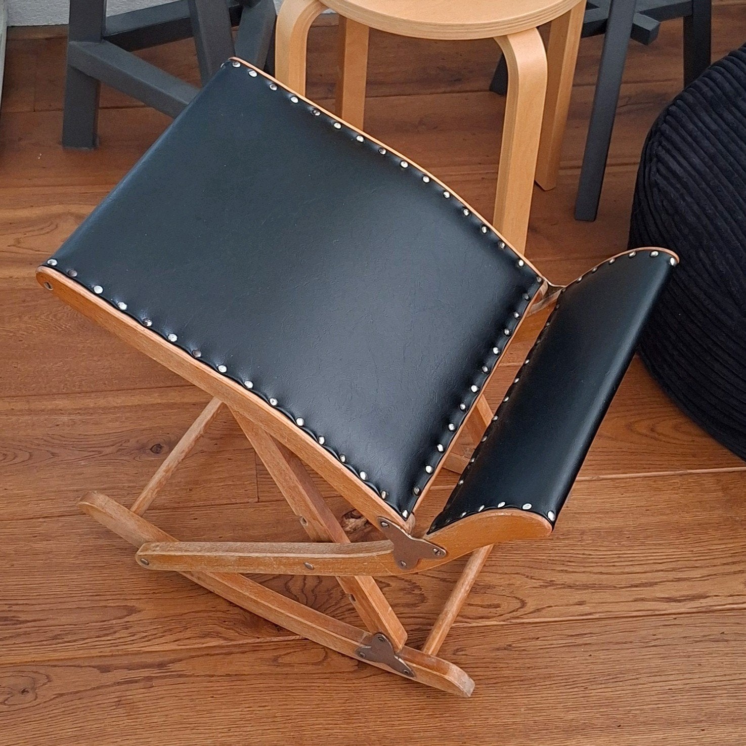 Vintage houten beenschommel / schommelvoetenbankje, Ophalen of Verzenden, Rechthoekig, Leer, Minder dan 50 cm