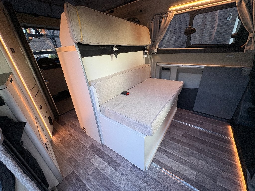 Ford Nugget Plus / Transit Custom - Custom bank, Caravans en Kamperen, Ophalen