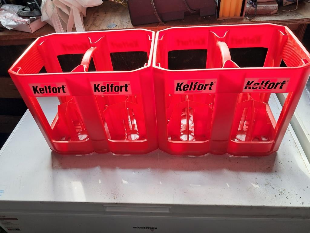 2 kit kratjes  12 kokers per krat., Ophalen, Minder dan 35 cm, Minder dan 50 cm, Minder dan 40 cm