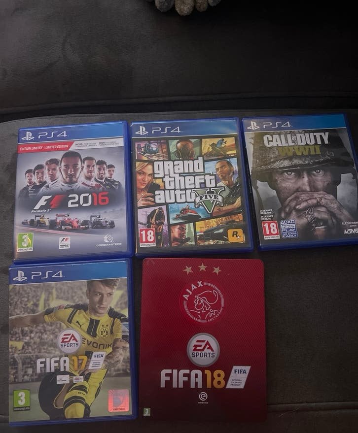 PS4 Spellen: F1 2016, GTA V, Call of Duty WWII, FIFA 17, FIF, Vanaf 18 jaar, Overige genres, 1 speler, Eén computer