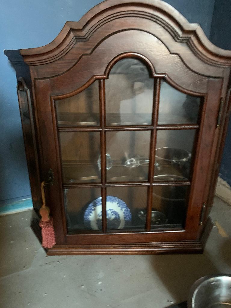 Antieke wandvitrine kast, Ophalen of Verzenden