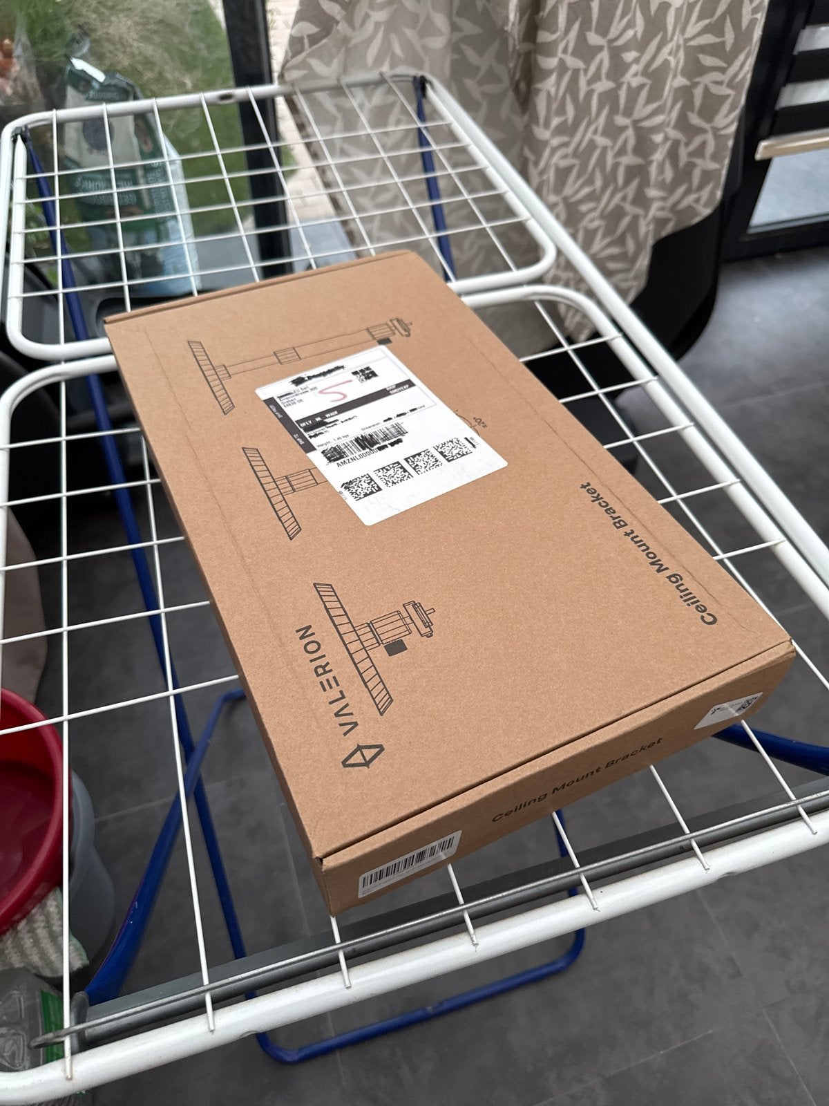 Valerion Plafondbeugel voor Projector - Nieuw in doos, Ophalen of Verzenden, Nieuw, Beamerbeugel