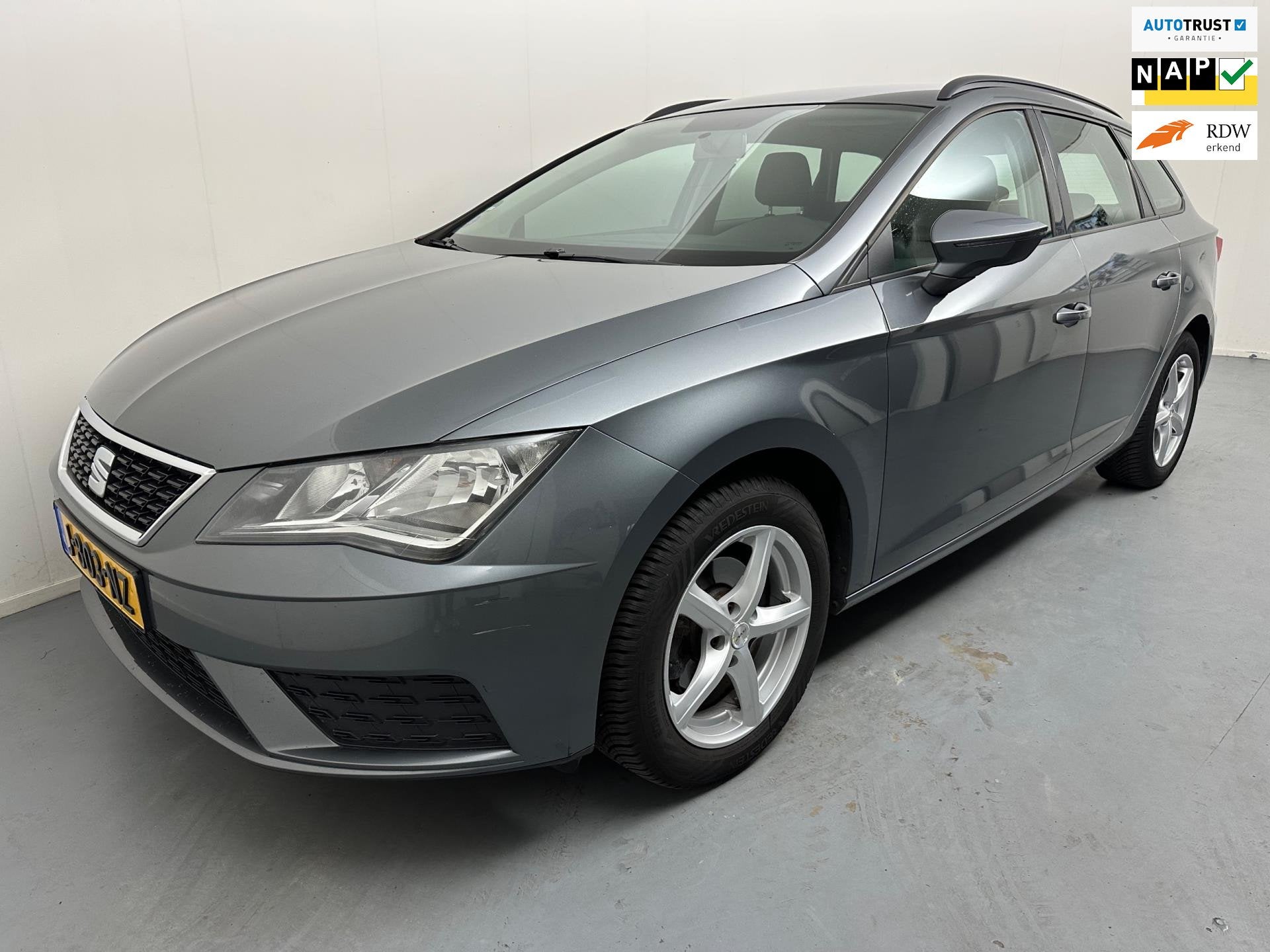 Seat LEON ST Seat Leon ST # Clima # Camera # Trekhaak # Appl, Auto's, Voorwielaandrijving, Gebruikt, Euro 6, 4 cilinders