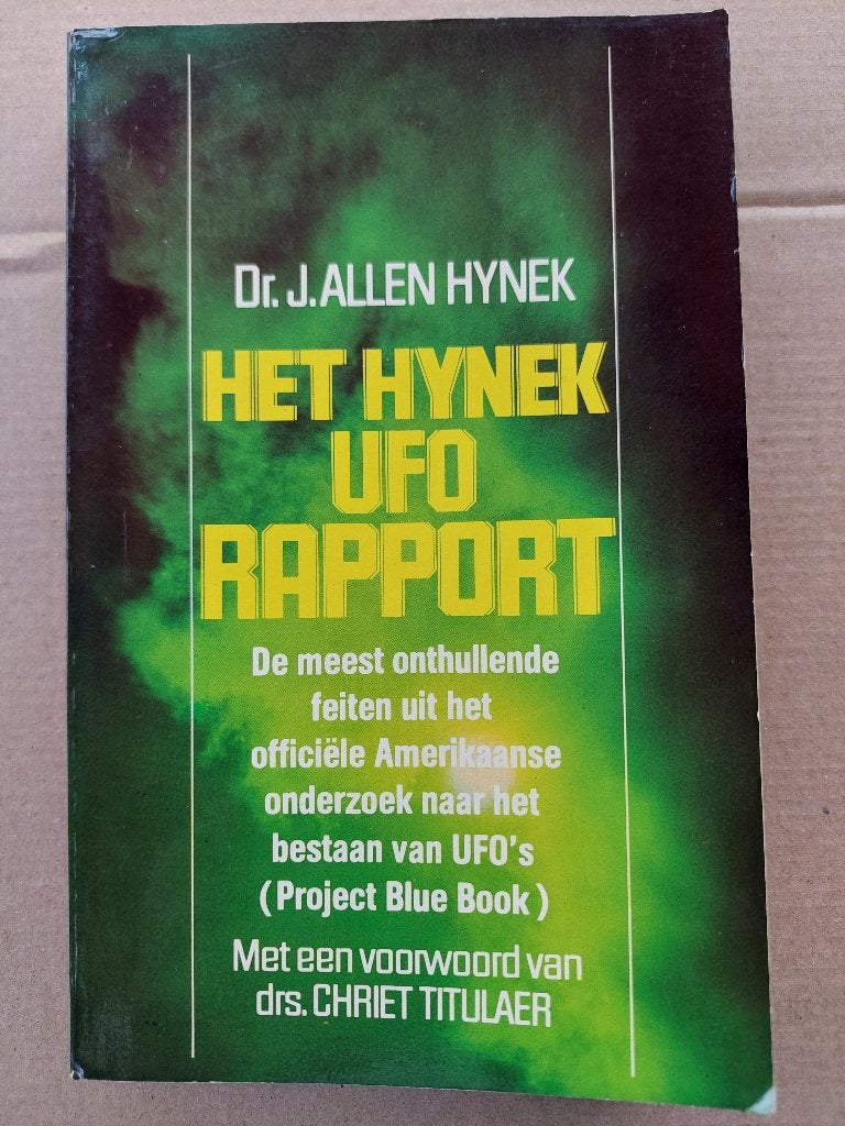 Dr.J.Allen Hynek - Het Hynel UFO Rapport, Ophalen of Verzenden, Gelezen