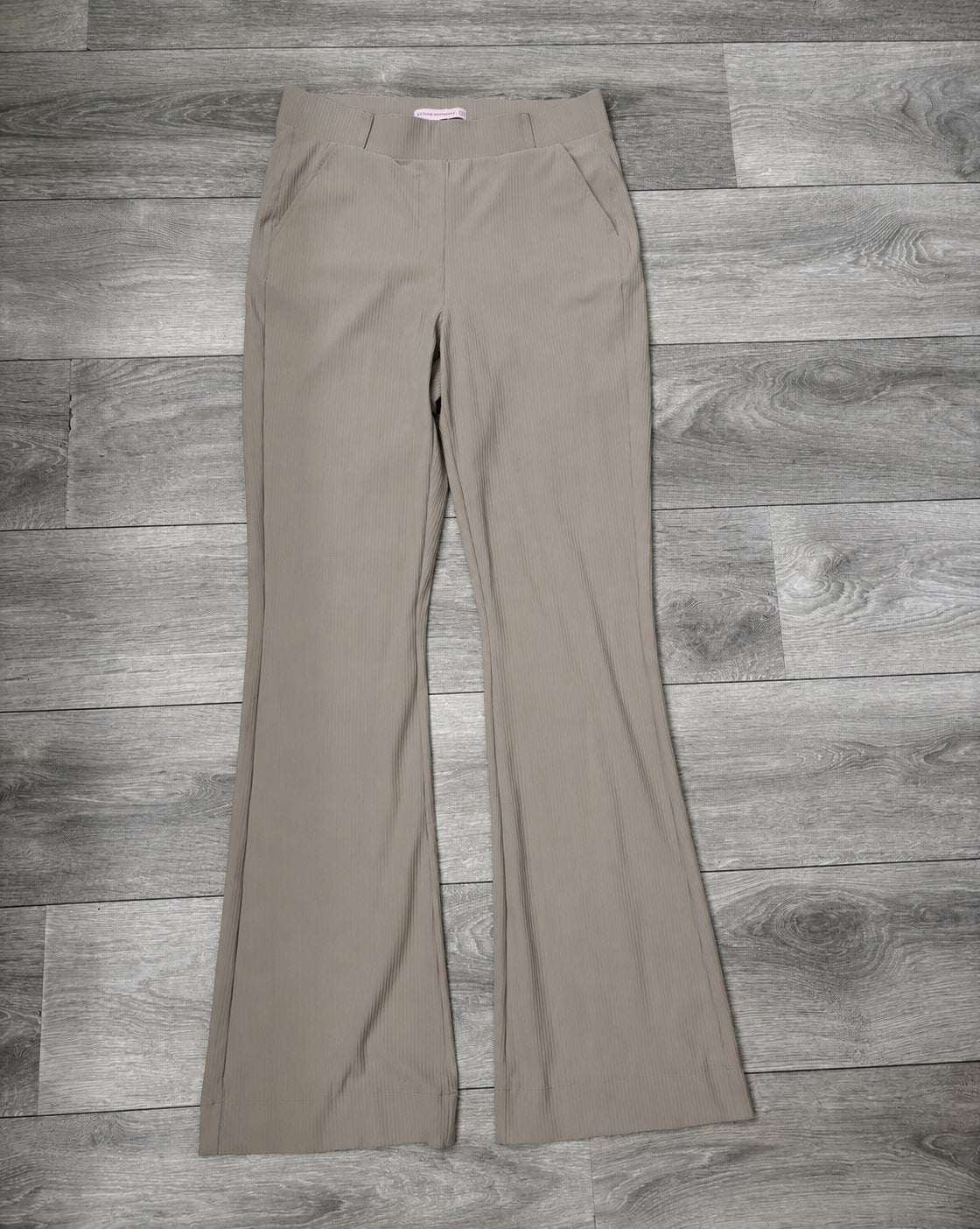 Studio Anneloes flared travelstof broek maat S, Kleding | Dames, Broeken en Pantalons, Beige, Ophalen of Verzenden, Zo goed als nieuw