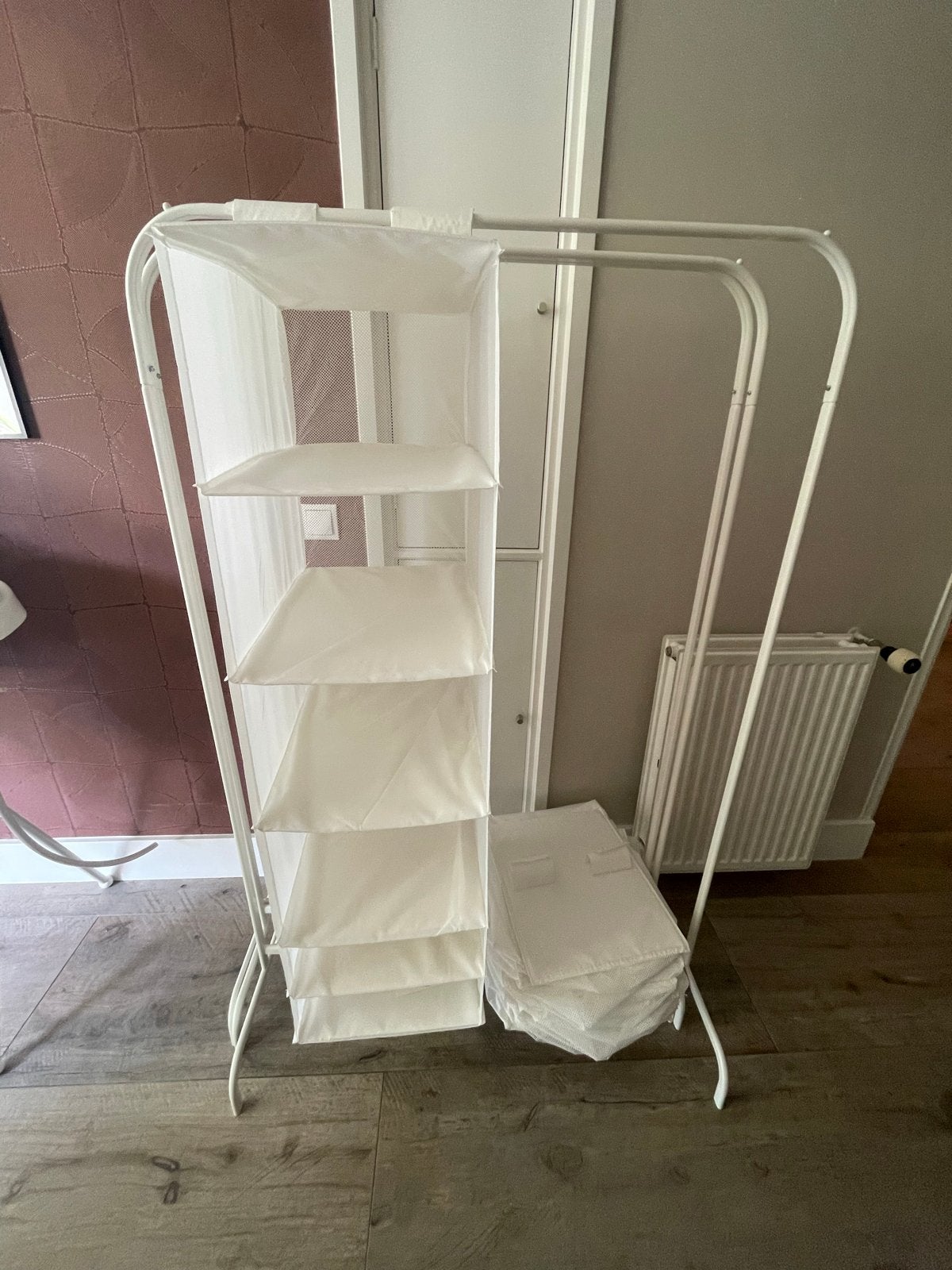 Ikea Mulig kledingrekken + Skubb opbergers met 6 vakken, Ophalen, Zo goed als nieuw