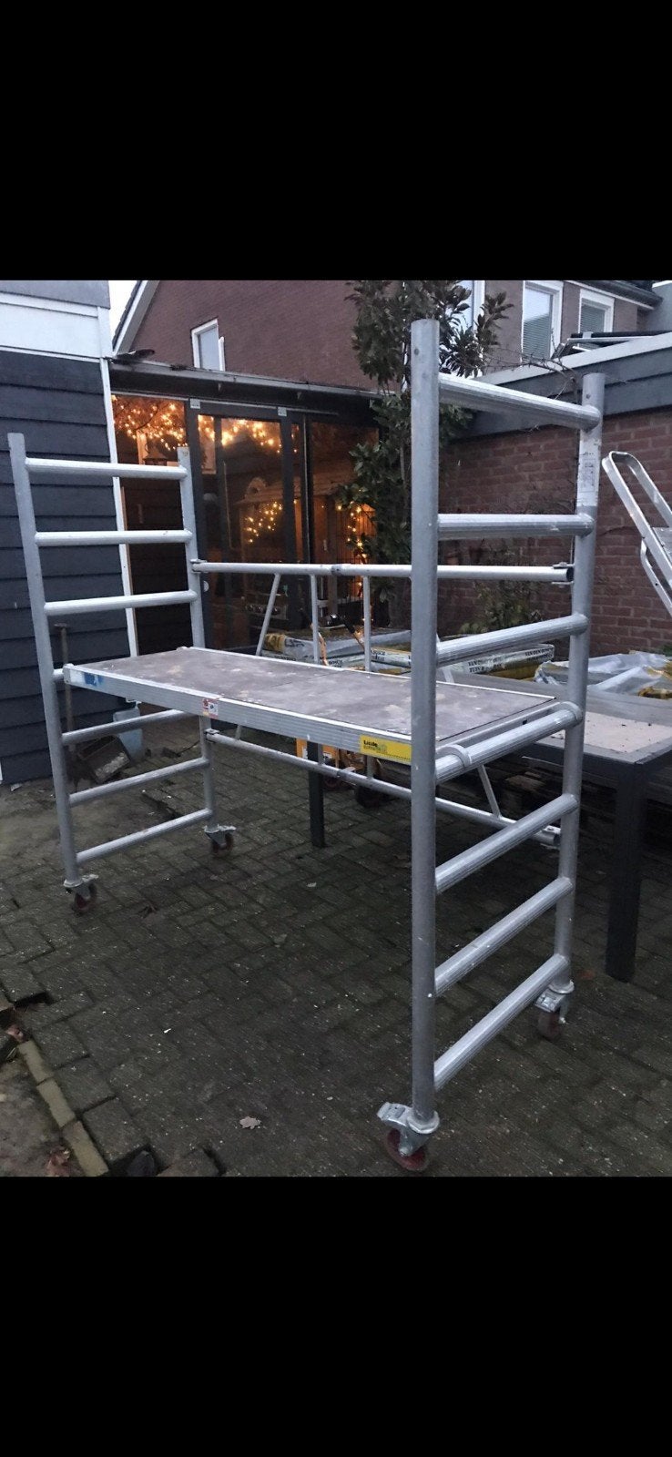 Te huur, kamersteiger. €15 per week, Ophalen, Rolsteiger of Kamersteiger, Minder dan 2 meter