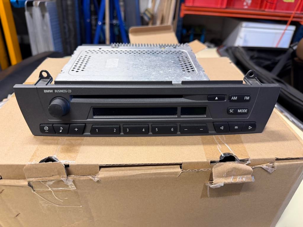 Radio Bmw business CD e83 e46, Auto diversen, Autoradio's, Gebruikt, Bmw, Ophalen of Verzenden, Bmwlaan