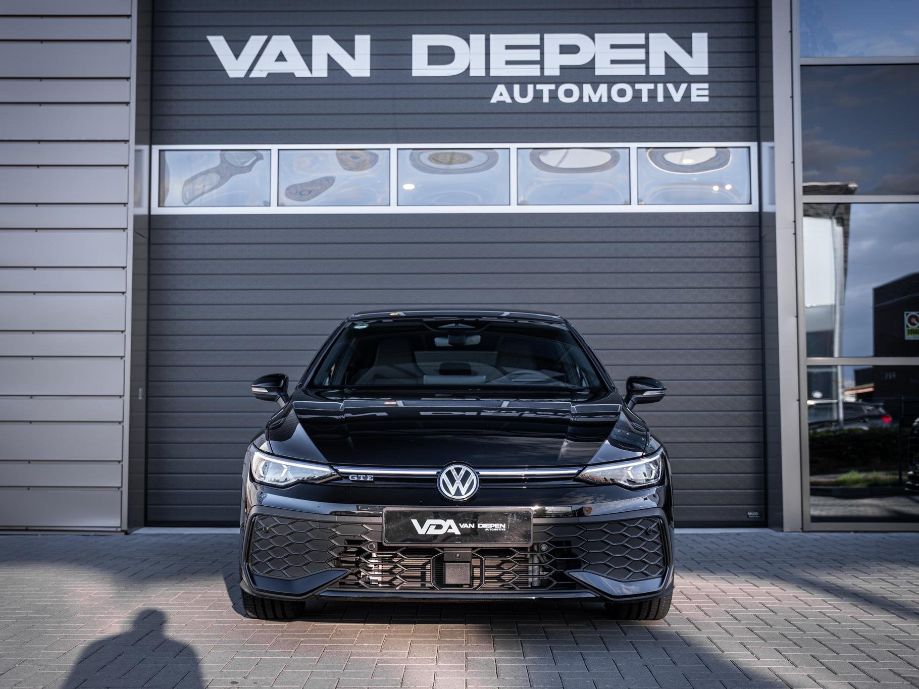 Volkswagen Golf 8.5 1.5 eHybrid GTE - Nieuw! l Pano l HUD l, Dealer onderhouden, Stof, 4 cilinders, 150 min