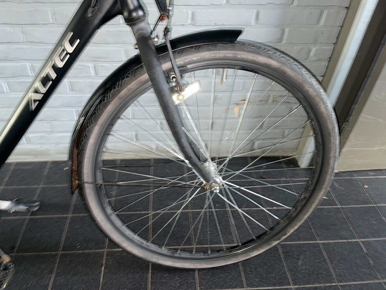 Foto 7 van Altec Marquant 28” herenfiets | 3V Shimano Nexus | mat zwart
