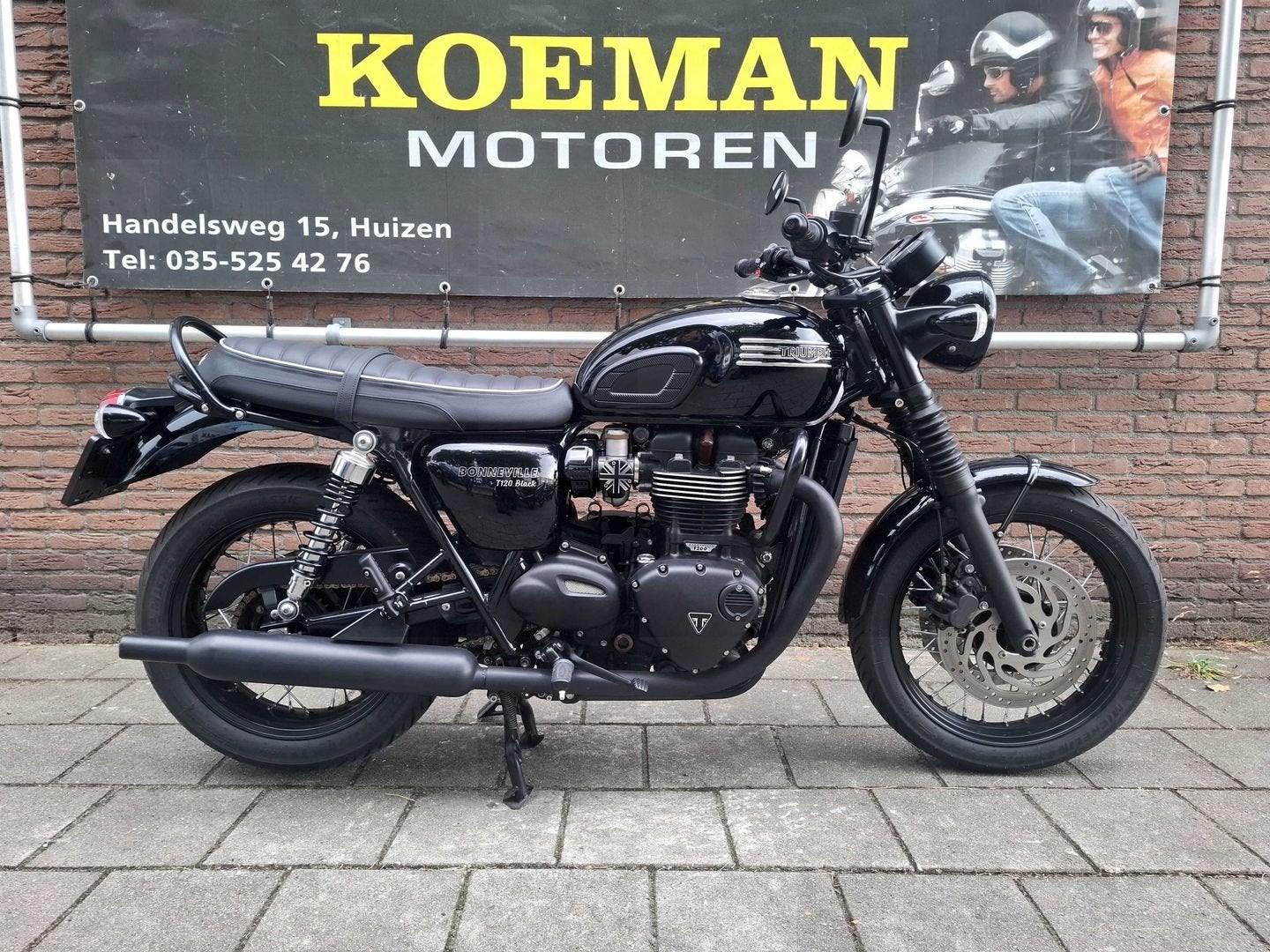 TRIUMPH BONNEVILLE T 120 BLACK 2017 topstaat NL motor T120, Motoren, Motoren | Triumph, 2 cilinders, Bedrijf, Onbekend, Meer dan 35 kW