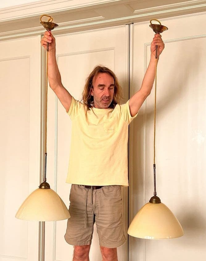 Set van 2 antieke hanglampen met glazen kap, Huis en Inrichting, Lampen | Hanglampen, Ophalen, Gebruikt, Glas, E27 (groot)