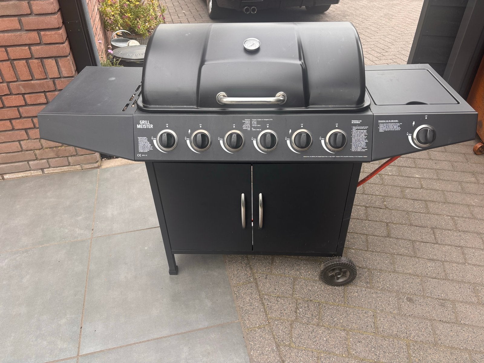 Grill Meister Gasbarbecue met 6 branders en zijbrander, Ophalen, Gebruikt