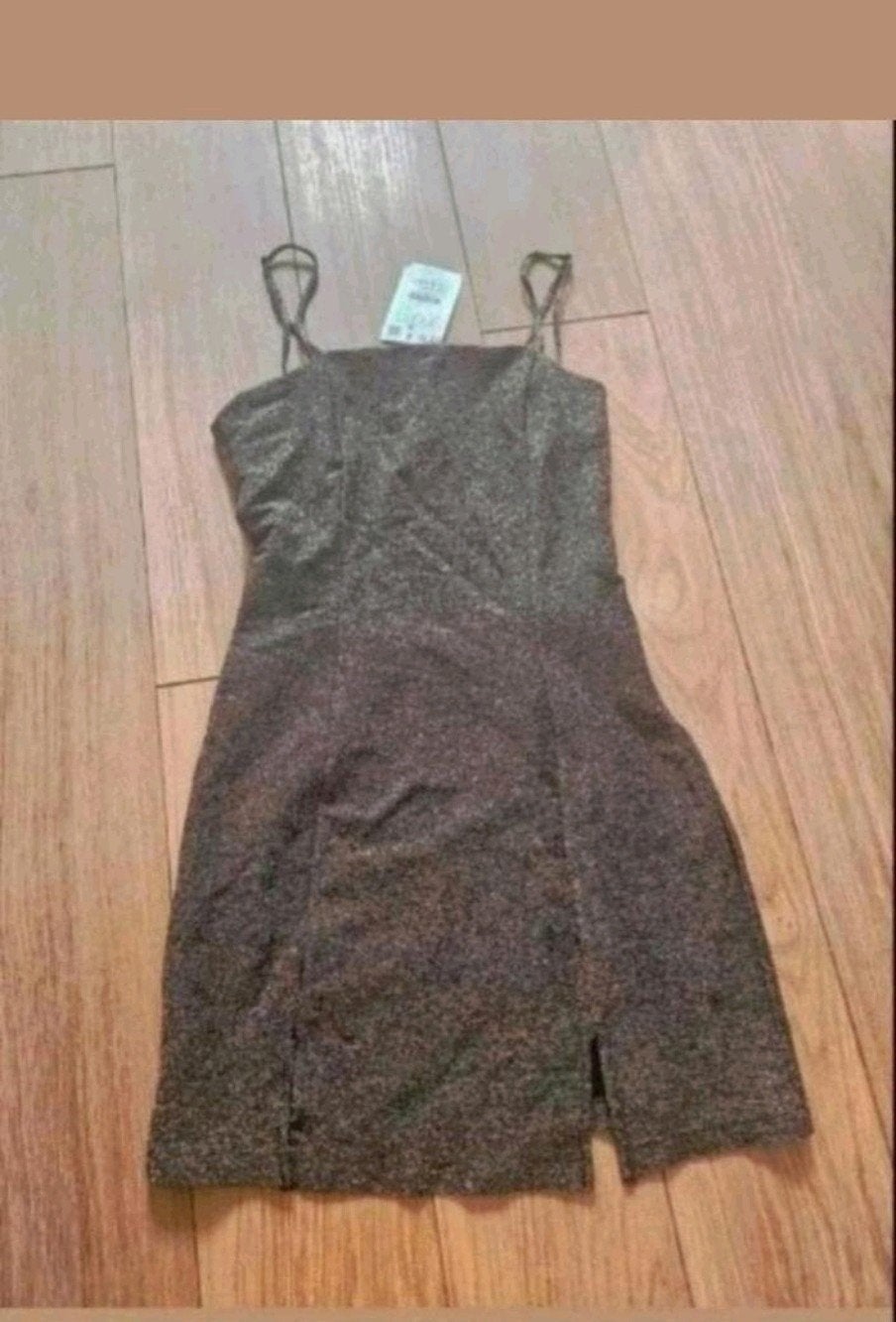 Nieuw met glitter jurk, Kleding | Dames, Jurken, Ophalen of Verzenden, Nieuw, Maat 36 (S), Knielengte