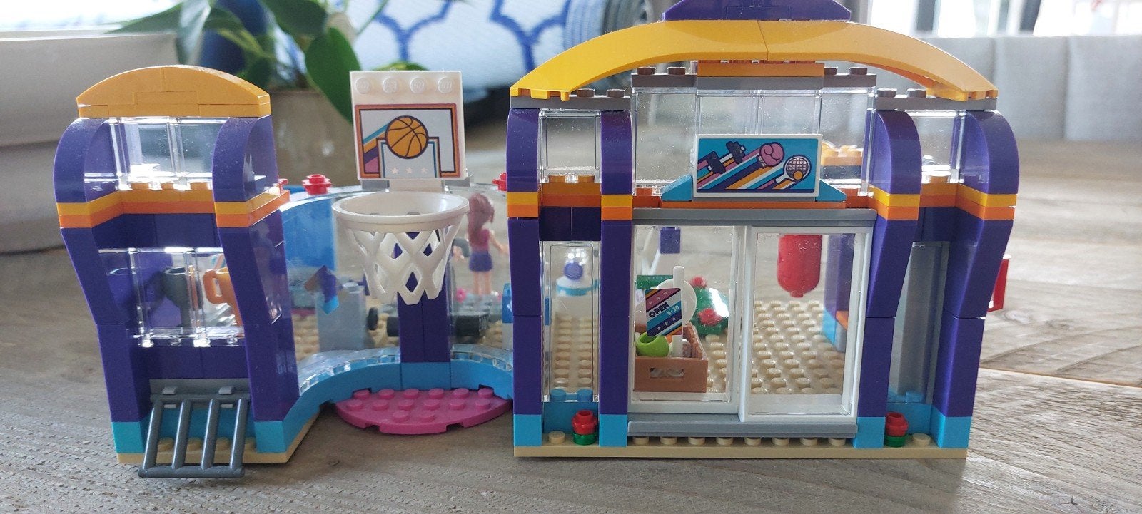 lego friends heartlake sporthal, Ophalen of Verzenden, Zo goed als nieuw