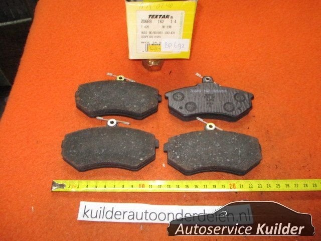Remblokken voorzijde Audi Coupe, 80, 90 Nieuw, -, -, Nieuw, -