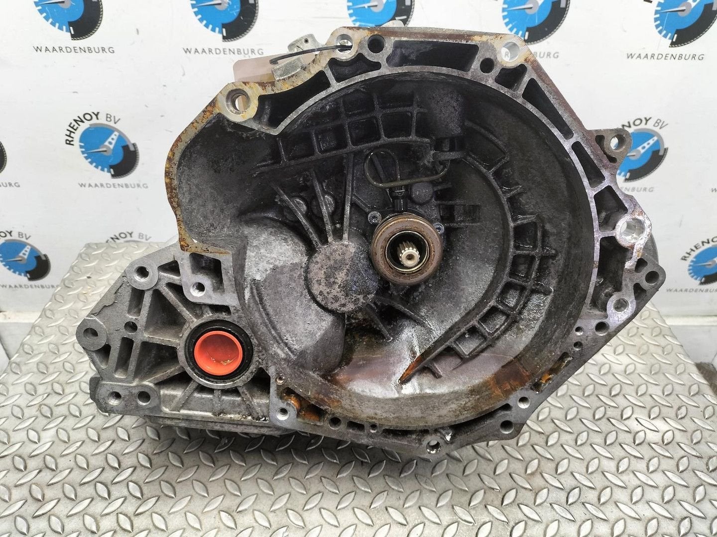 OPEL CORSA 1.4 Innovation TRANSMISSIE / VERSNELLINGSBAK 2458, Ophalen of Verzenden, Gebruikt, Stiba lid