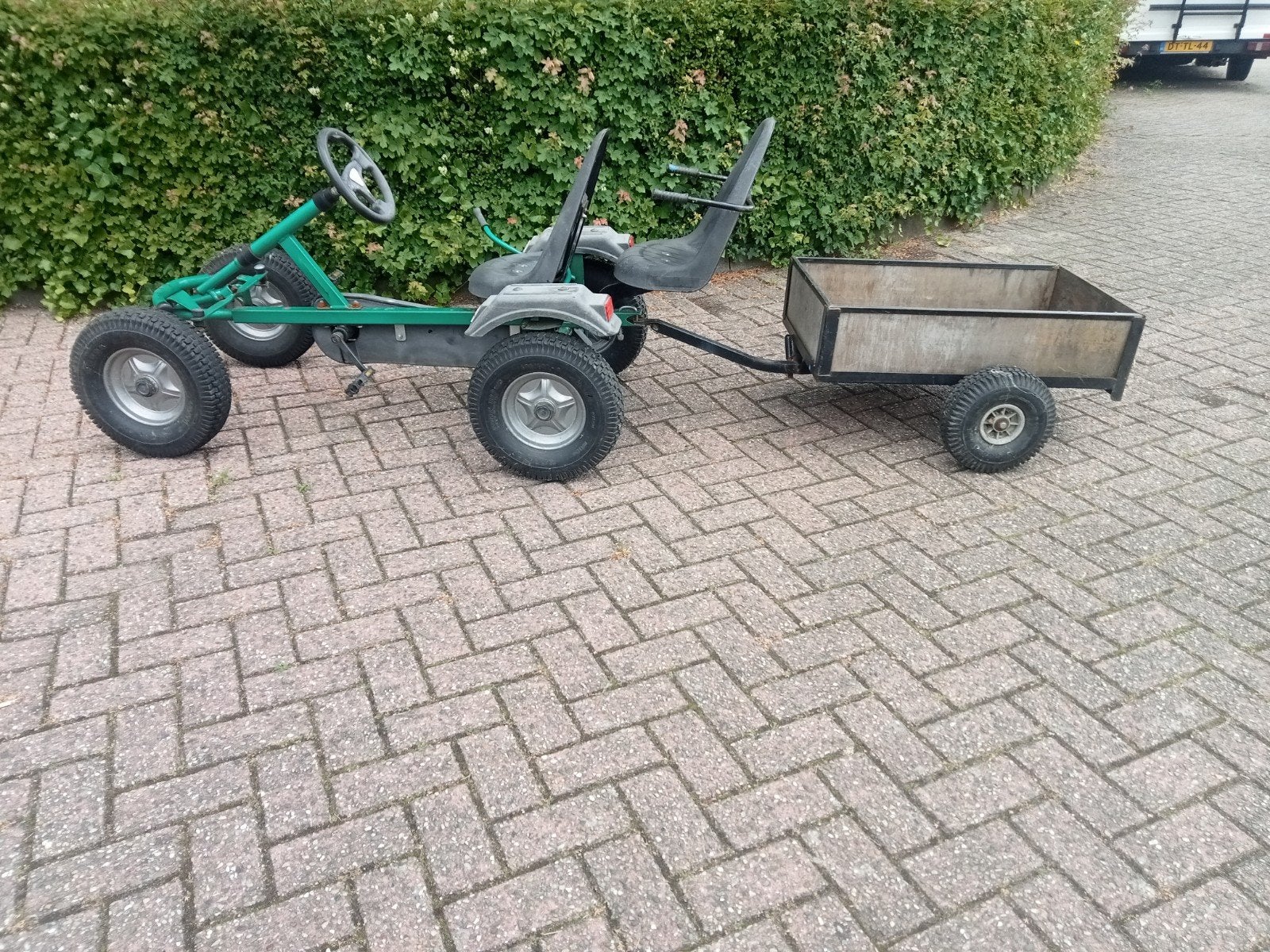 Berg Skelter Mammoet Groen met Extra Zitje en Kar, Ophalen