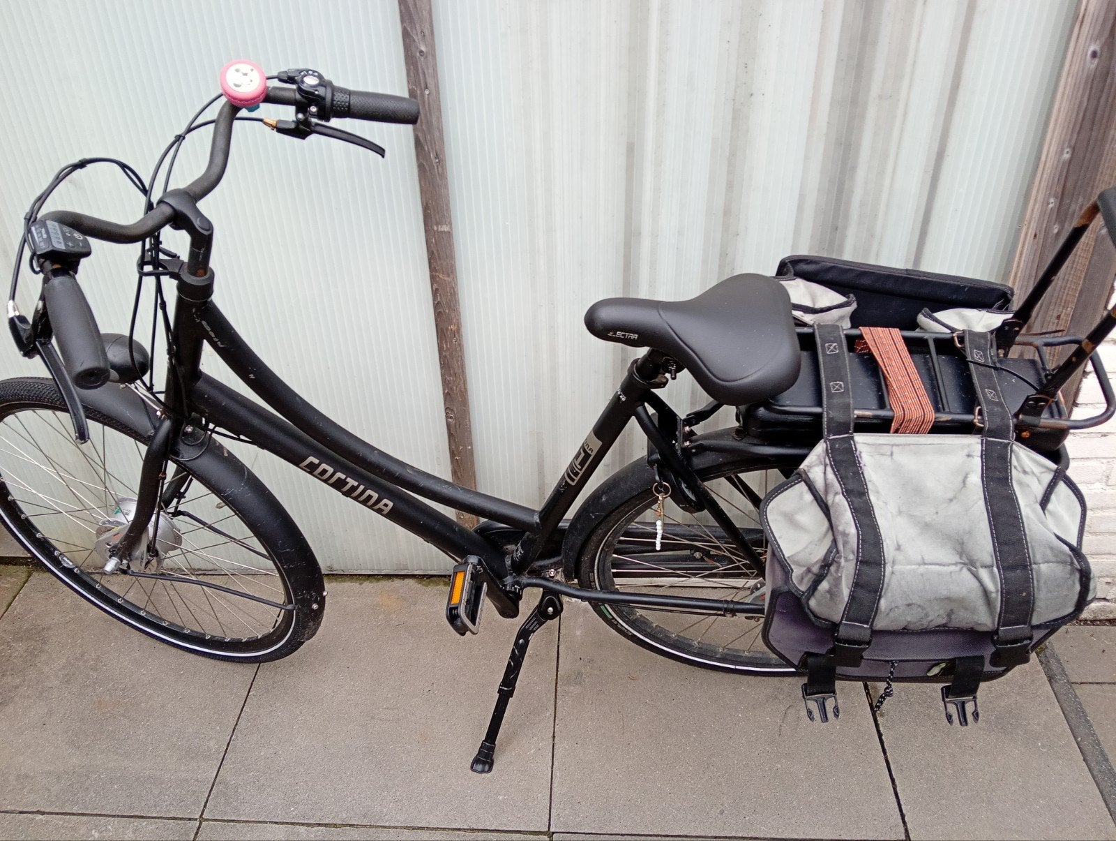 Zwarte Cortina elektrische fiets, Ophalen, Gebruikt, Overige merken, Versnellingen
