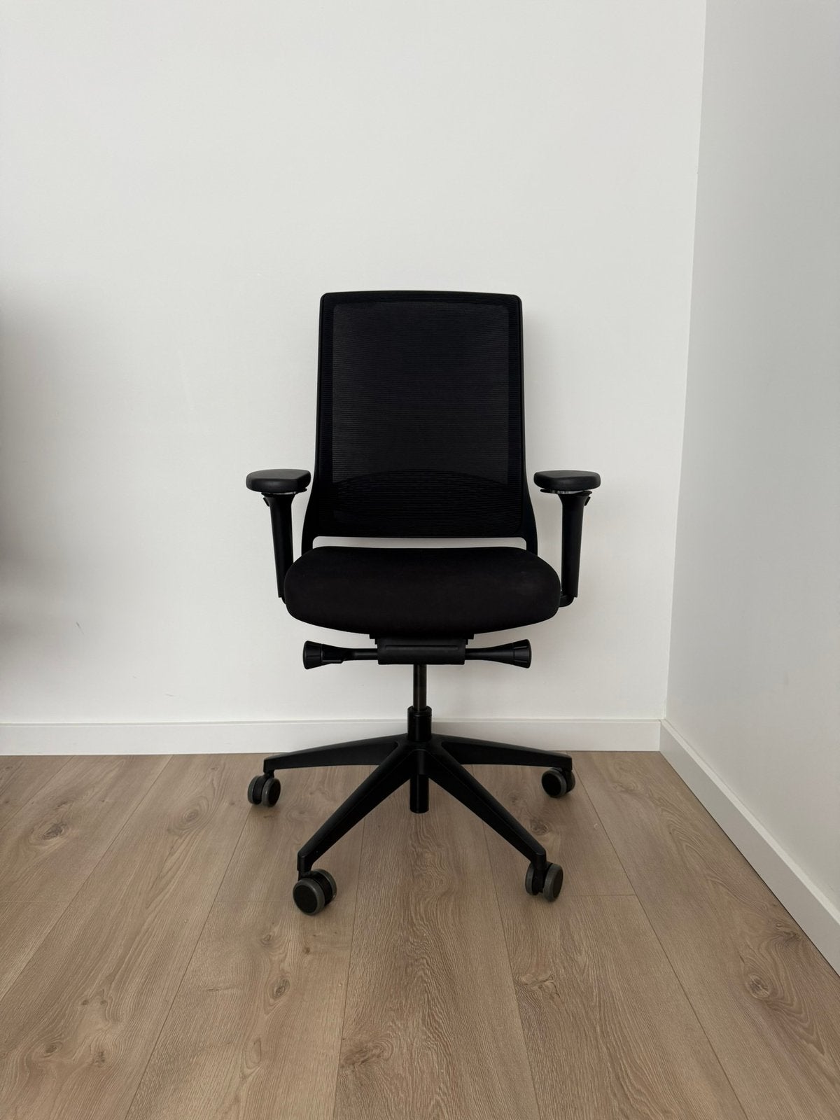 Ergonomische Ahrend Gispen ZINN bureaustoel, Ophalen of Verzenden, Zo goed als nieuw, Zwart