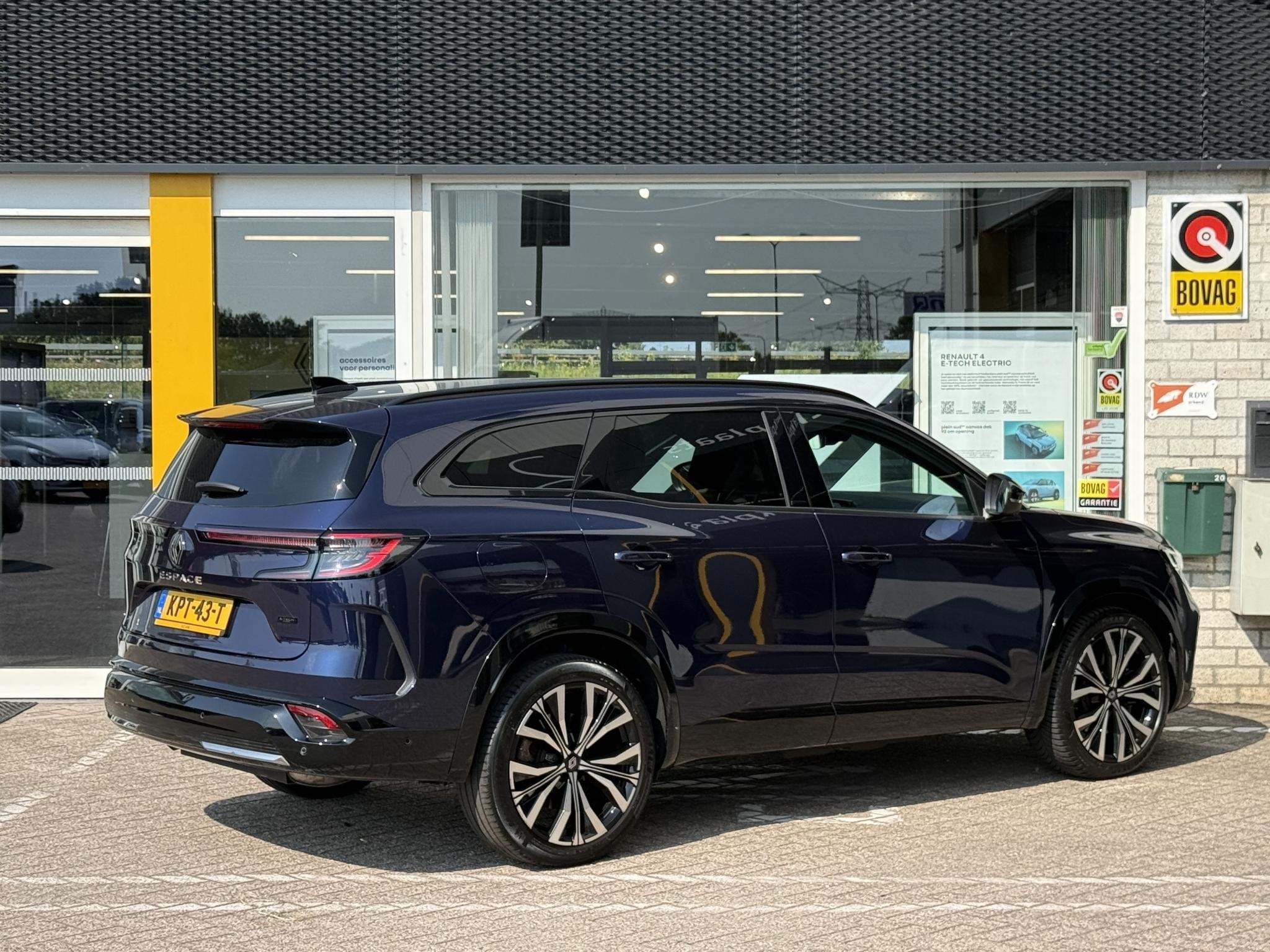 Renault Espace E-Tech full hybrid 200 iconic 7p. | 360 grade, Gebruikt, Euro 6, 1199 cc, 2 kWh