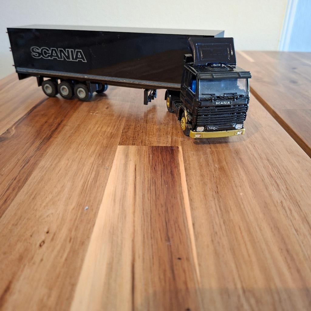 SCANIA 142 H & 3 ASSER TRAILER DEUREN TEKNO .NST., Verzenden, Zo goed als nieuw, Bus of Vrachtwagen, Tekno
