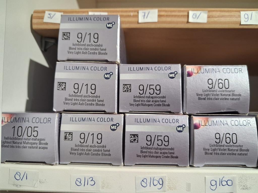 Wella Illumina Color Haarverf en Kleurenkaart, Sieraden, Tassen en Uiterlijk, Uiterlijk | Haarverzorging, Ophalen of Verzenden