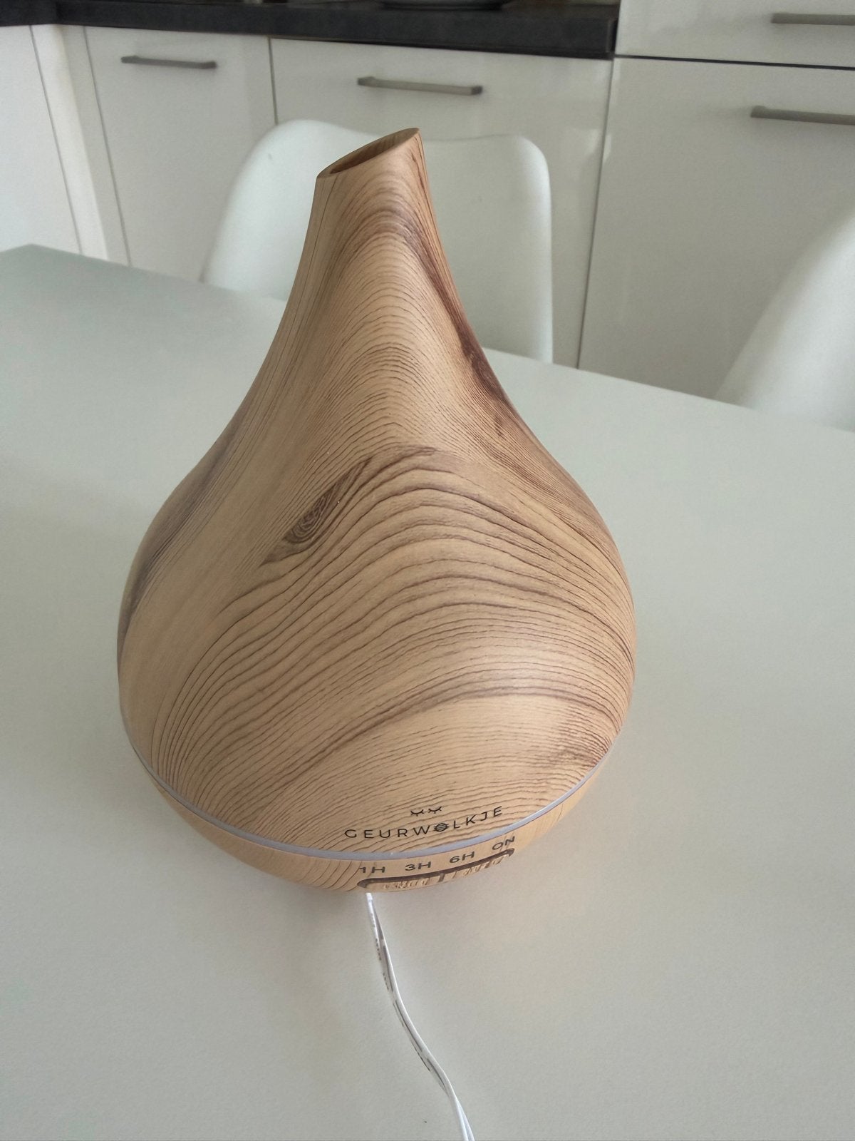 Geurwolkje diffuser met houtnerf design, Kunststof, Ophalen of Verzenden, Zo goed als nieuw, Modern