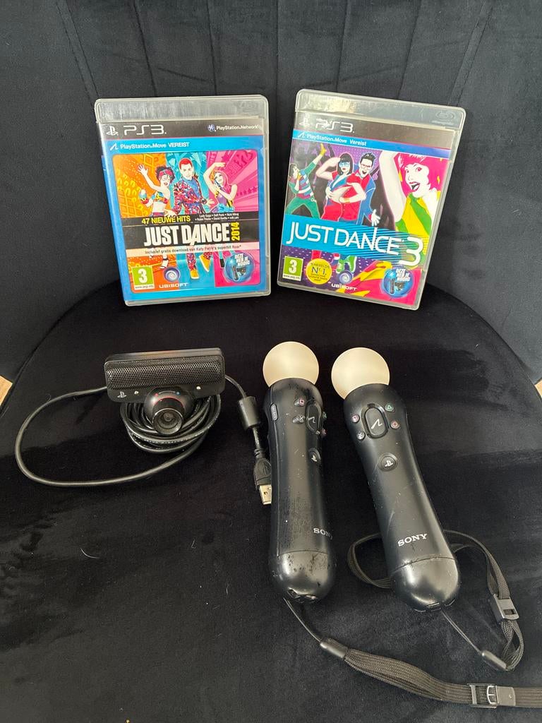 Just Dance 2014 & 3 met PS3 Move controllers en camera, Muziek, Ophalen of Verzenden, Zo goed als nieuw, 3 spelers of meer
