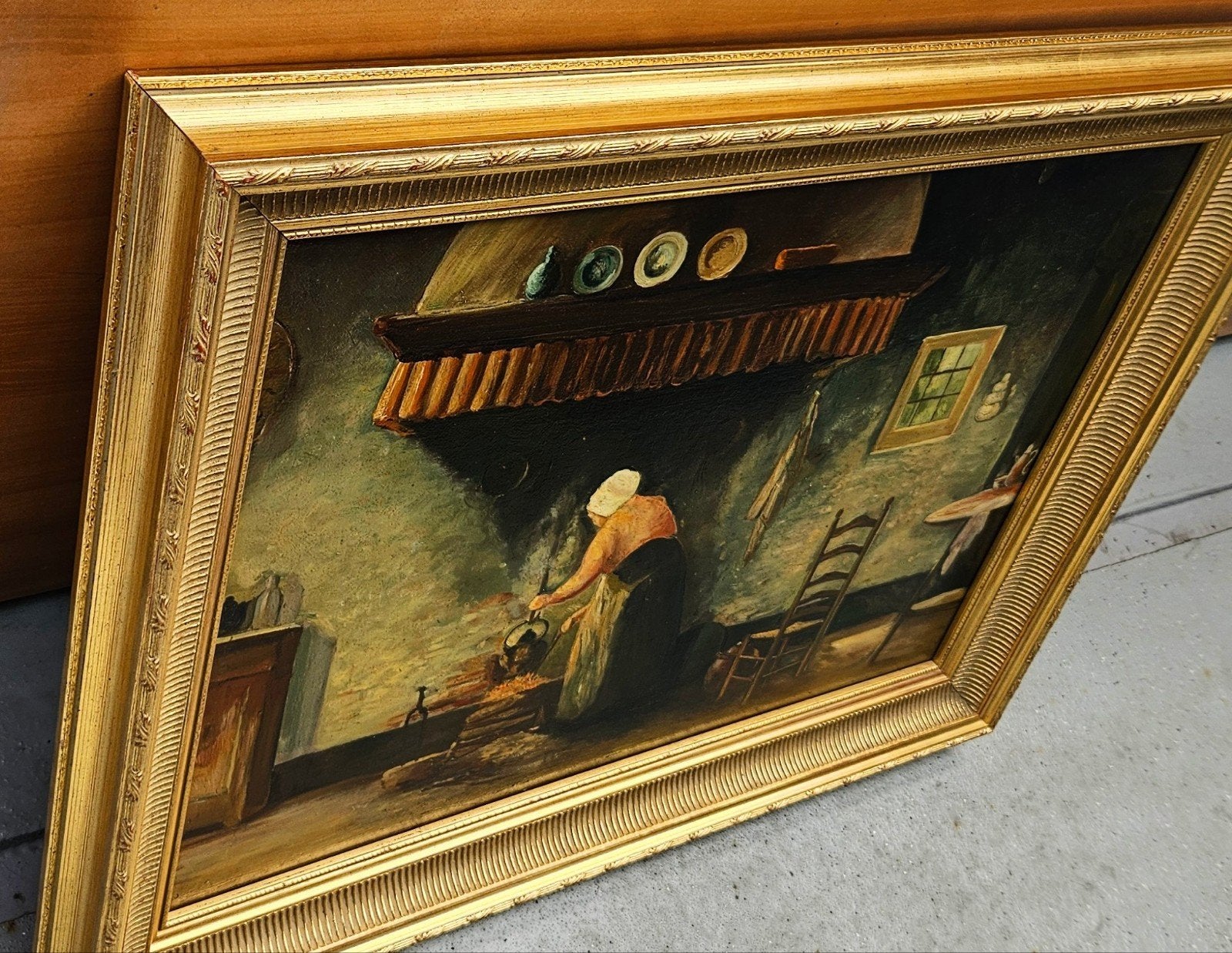 ERFSTUK Zaans interieur schilderij met vrouw en museumlijst, Antiek en Kunst, Kunst | Schilderijen | Klassiek, Ophalen, Paneel
