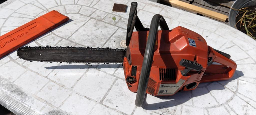 Husqvarna kettingzaag 51., Doe-het-zelf en Verbouw, Gereedschap | Zaagmachines, Ophalen, Kettingzaag
