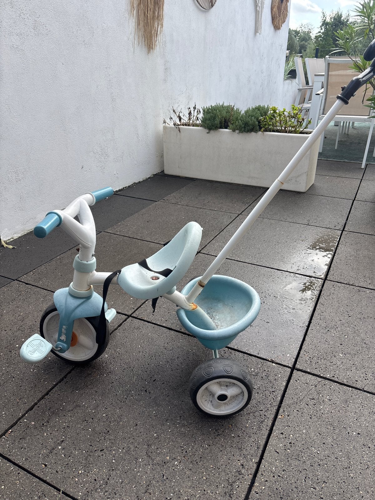 Gratis op te halen. Smoby driewieler met duwstang, Ophalen, Gebruikt, Trapvoertuig